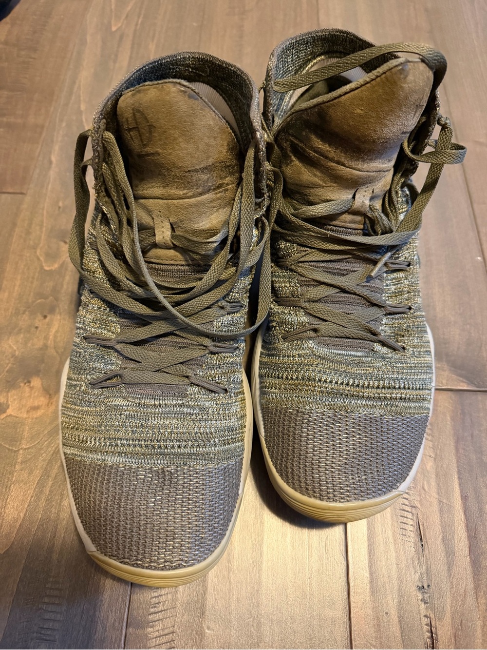 Nike high tops -basketball shoes